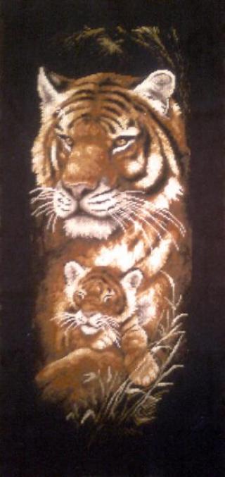 Вышивка крестом 'Тигрица с тигренком'